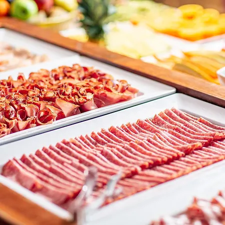 Отель Danieli 3*